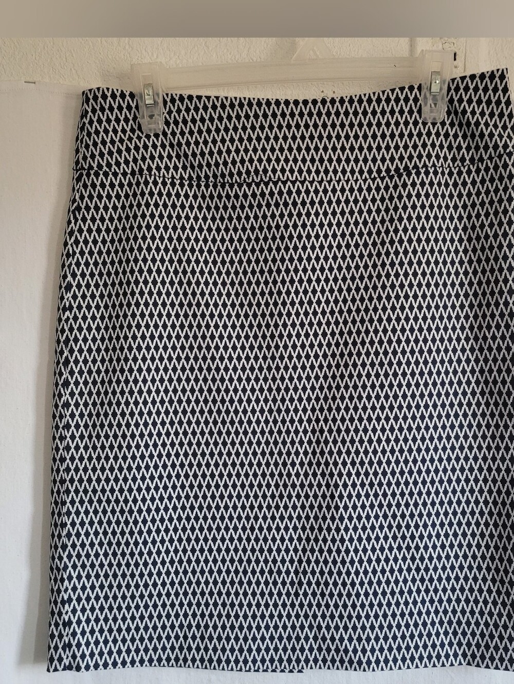 Margaret M Geometric Pencil Skirt Stretch Business Casual Office Modern Size L.